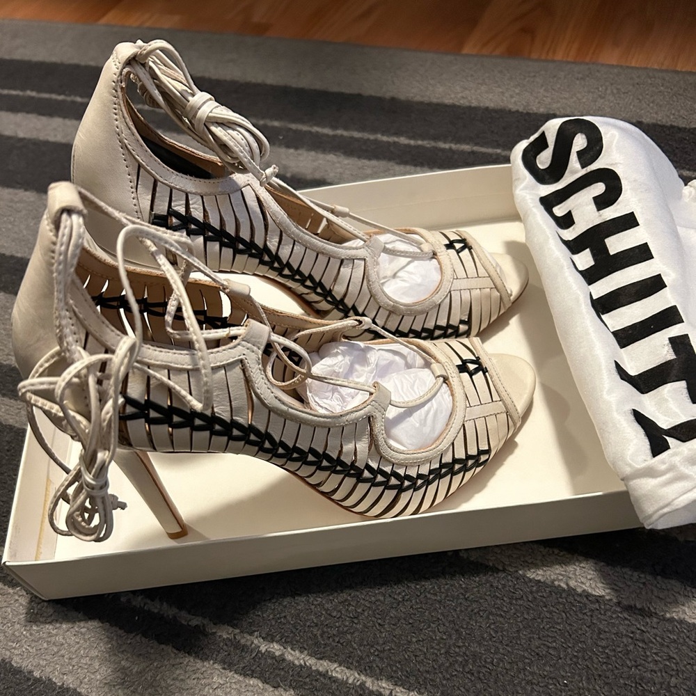 Rand new Schutz shoes with ties